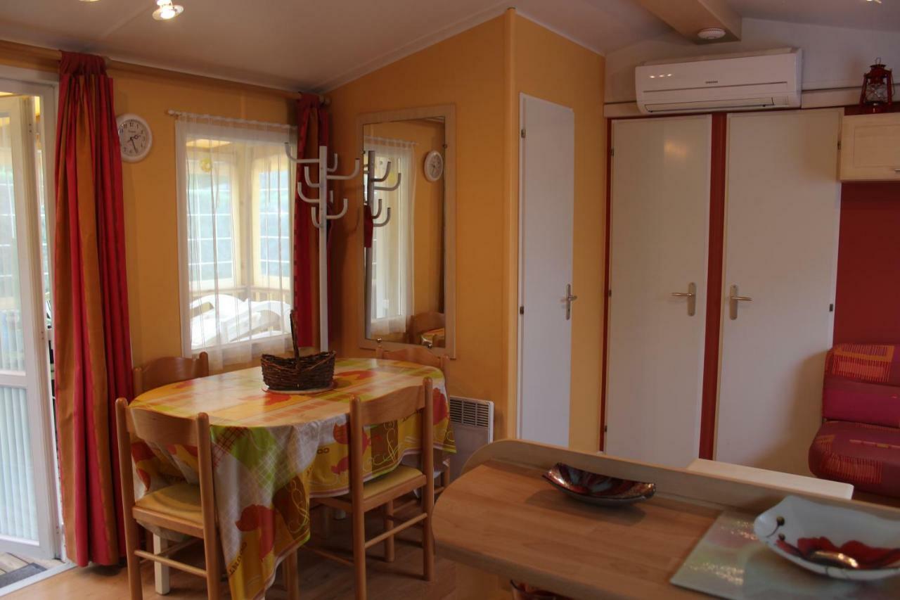 Les Mobiles Homes De La Palmyre Les Mathes Exterior foto